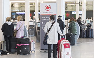 多伦多机场客流量激增 联邦政府被指准备不足