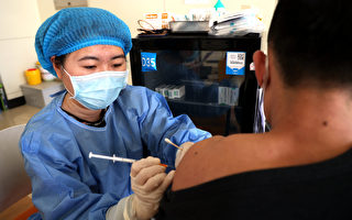 接種中國產疫苗後患白血病 維權路難上難