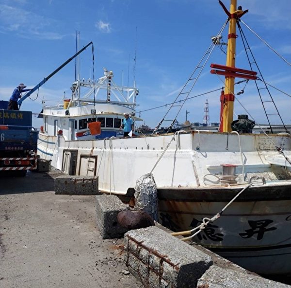 高雄石斑养殖渔船