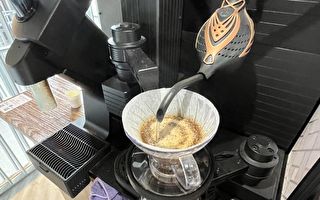 城博會引入咖啡機器人  打卡免費喝冠軍咖啡