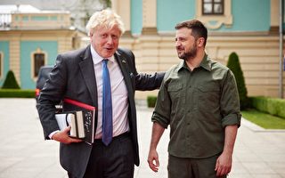 英國首相突訪基輔 計劃大規模訓練烏軍