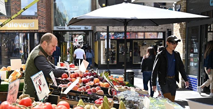 央行议息前夕 英国8月通胀意外降至6.7%