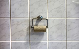 上公厕发现没卫生纸 应该怎么办？