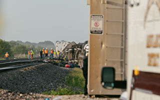 【快讯】美铁列车在密州脱轨 3死 逾50人伤