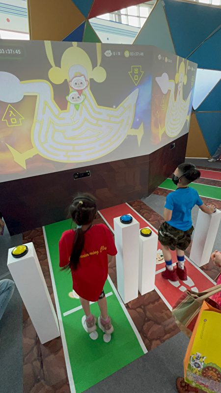 2022故宫南院夏日亲子艺术月，推出“玩艺魔法师修炼之旅”活动。