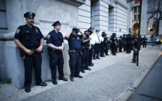 纽约退休警探：受够了软弱执法政策 警察成群离开