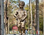 尿尿小童恢复昔日原貌 修复师擦亮历史痕迹