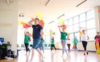 英國華園中文學校舉辦民俗舞蹈研習活動
