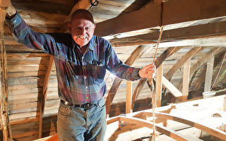 84歲爺爺數十年堅持不懈 親手打造夢想帆船