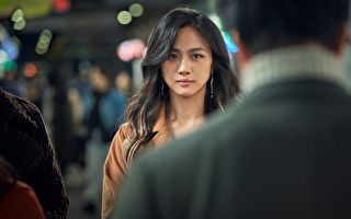 第42届韩国影评奖揭晓 汤唯一月内3夺影后