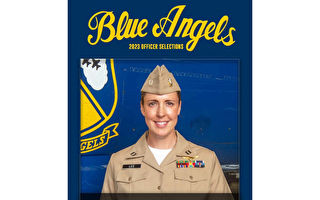 美海军特技飞行队诞生首位女性战机飞行员