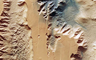 歐洲太空局發布最新火星大峽谷照片