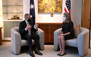 澳总理与副总理接见新任美国大使