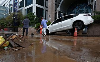 首尔80年来最大豪雨 至少8死6失联