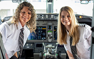 创美国西南航空历史 首次有母女搭档驾驶飞机