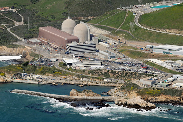 加州州長紐森 提議延長核電廠運營