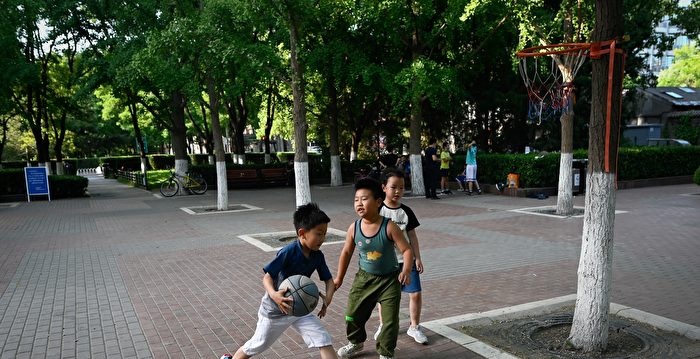 父母花巨资让孩子长高 生长素在中国被滥用