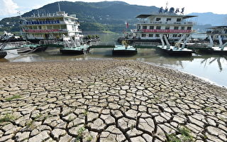 長江水位61年最低 中國6省近百萬人用水受限