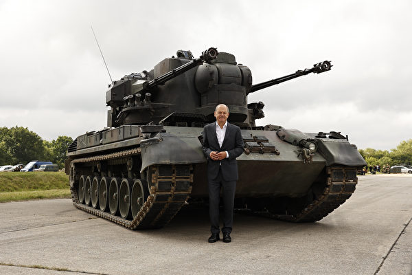 組圖：德總理訪軍事訓練區 聚焦獵豹防空坦克