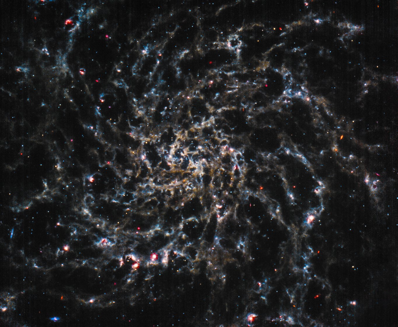 IC 5332螺旋星系。(NASA / ESA / CSA / JUDY SCHMIDT)