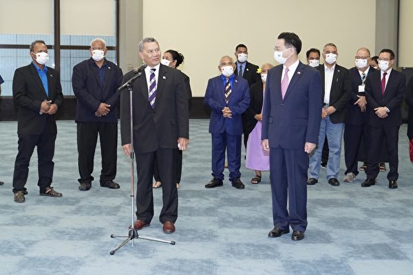 組圖：太平洋島國圖瓦盧總理伉儷率團訪台