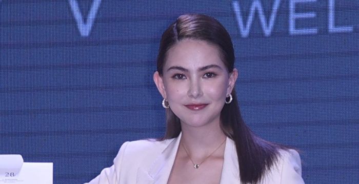 指点8岁女儿穿搭反被上一课 昆凌直呼好骄傲