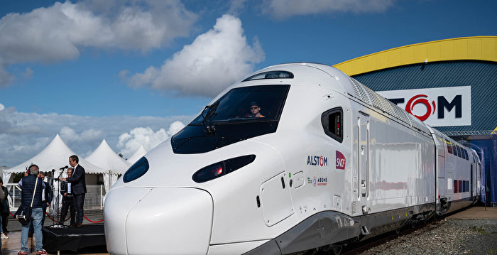 组图：法国阿尔斯通展示新一代TGV M列车