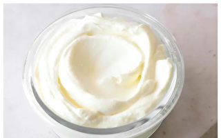 如何自製酸奶油？只要兩種材料 簡單好做