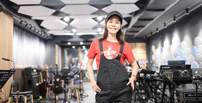 彭佳慧挑战举重戒掉20年习惯 为演唱会备战