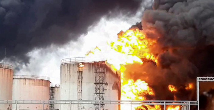 乌克兰反攻到边境 俄罗斯用招募车高薪征兵