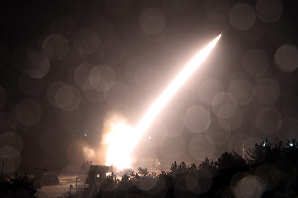 拜登同意向乌克兰提供ATACMS远程导弹