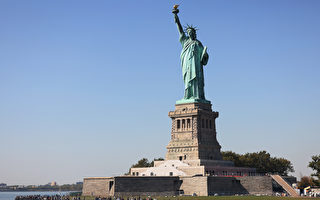組圖：疫情後開放 遊客重返紐約自由女神王冠
