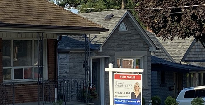 明年多国房价大跌 为何难负担的人仍买不起