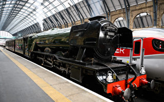 組圖：倫敦國王十字車站展出近百年蒸汽火車