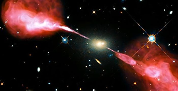 黑洞也会“打嗝” 吞噬恒星3年后喷出物质