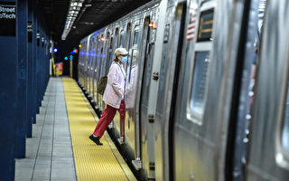 紐約地鐵逃票犯被警方查出還涉持刀傷人