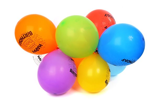 美男童生日气球飘到800公里外 意外收到礼物