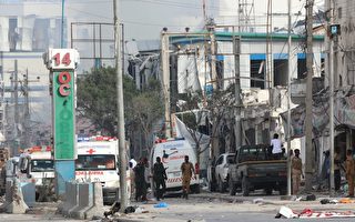 索马里首都连环汽车爆炸 100死300伤