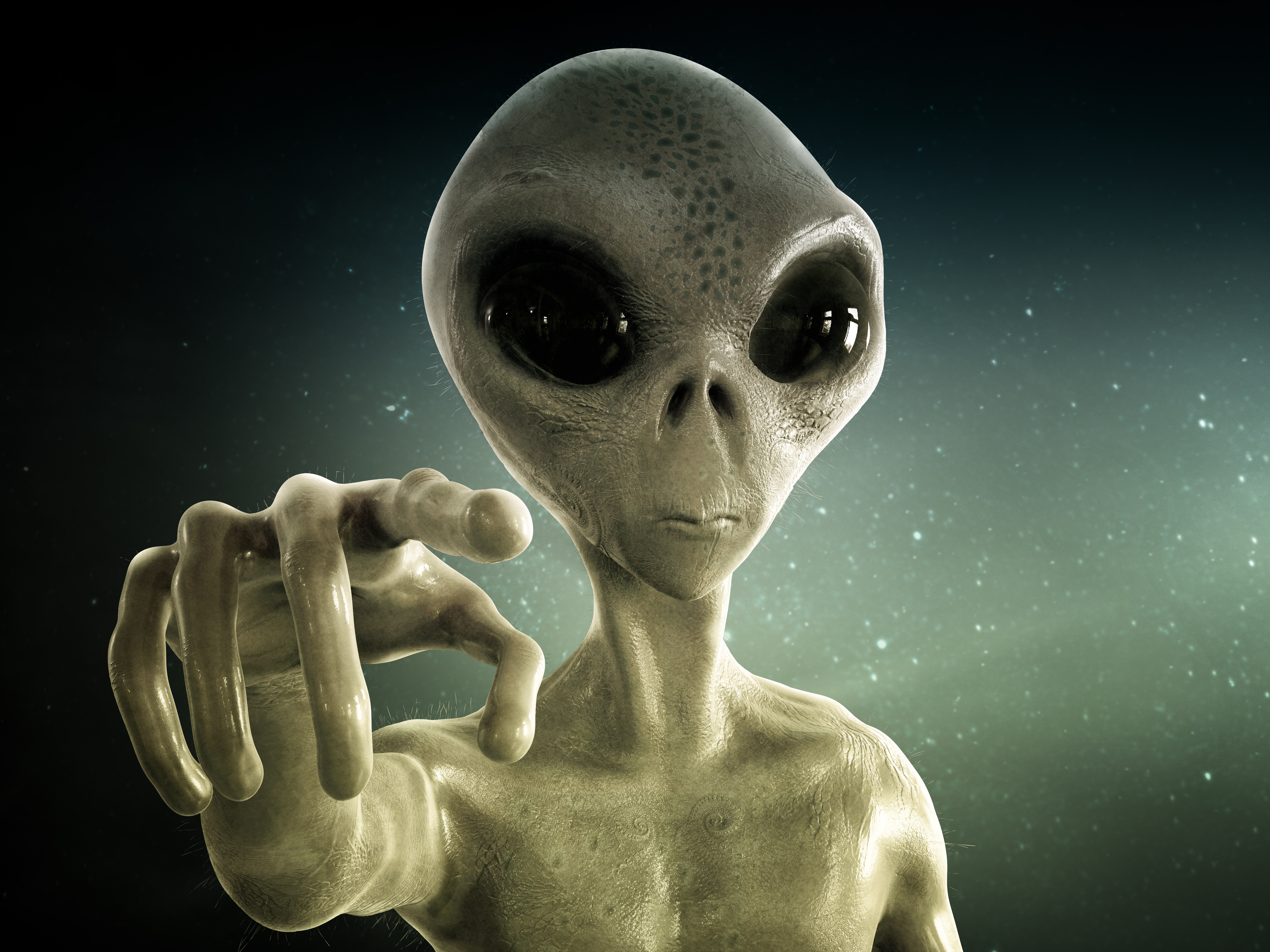 英UFO專家談奇聞：靈媒臉部變已故外星人| 變形| 亡者| 大紀元