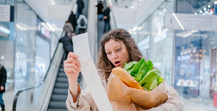 通胀对谁冲击大？专家评估美国家庭生活现状