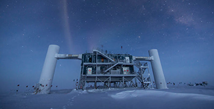 Neutrinos detected under Antarctic ice reveal properties of distant galaxies | Black Holes | Epoch Times