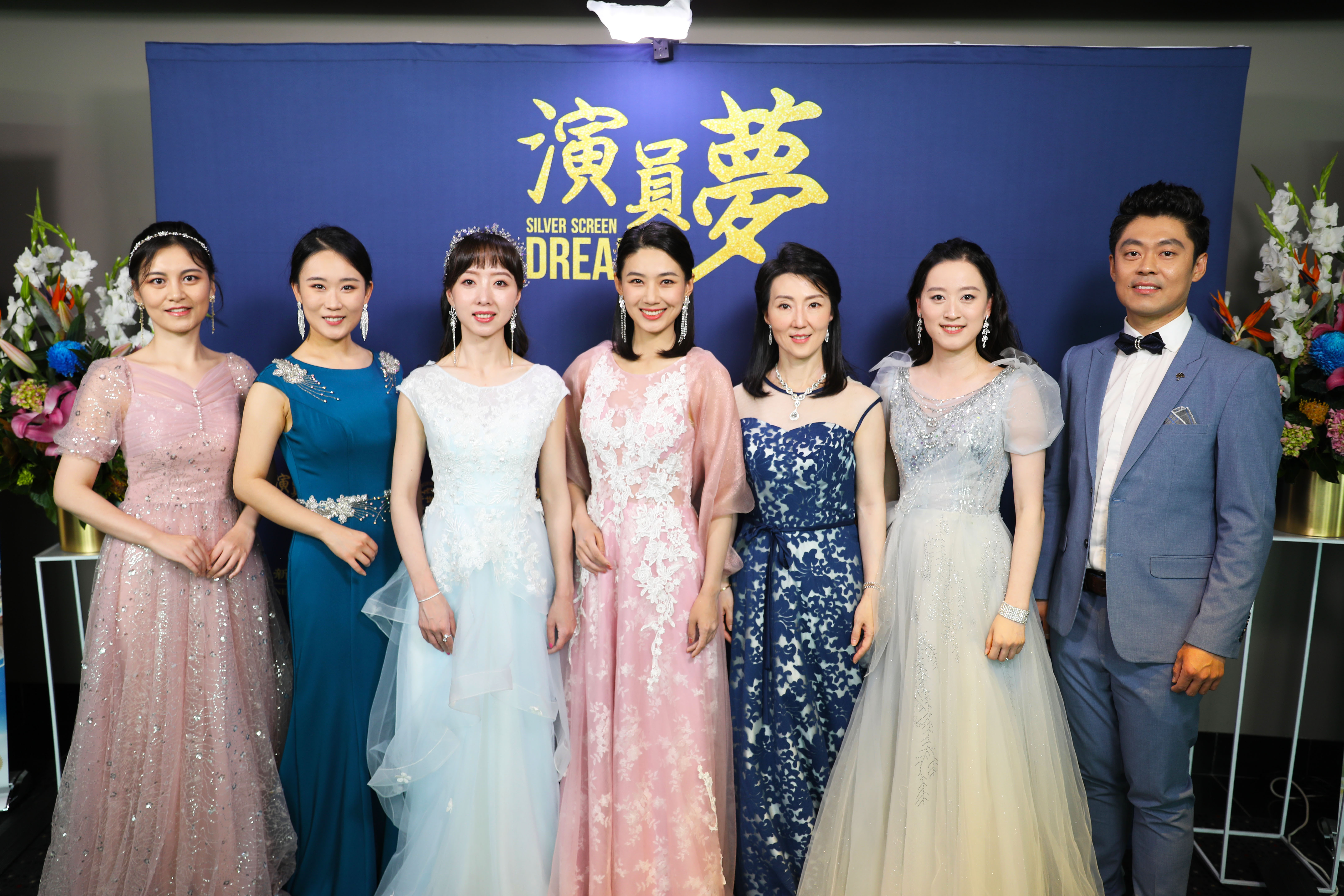 华表奖现场力推！五一档大波国产影片即将上新--新蓝网, image size:6424x4283