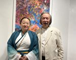 黄翔《宇宙之元》书画展在曼哈顿中城开幕