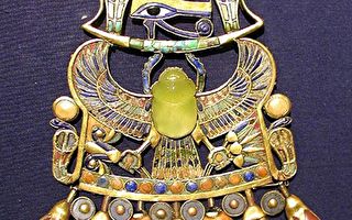 埃及法老墓中神秘宝石或是陨石撞击时形成