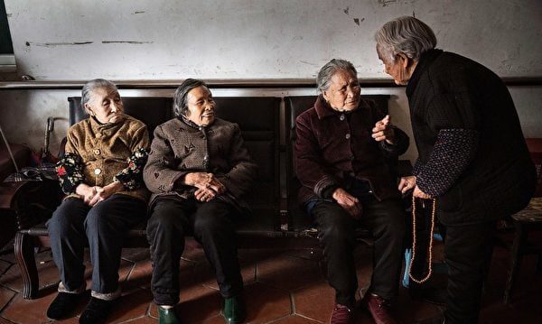 中国老龄化呈五特点 需护理的老人逾4500万