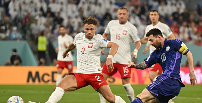 组图：世界杯C组 阿根廷2:0战胜波兰