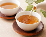 研究：喝杜仲茶可减肥抗衰老