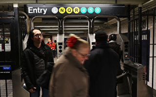 紐約地鐵逃票嚴重 MTA考慮重新設計旋轉門