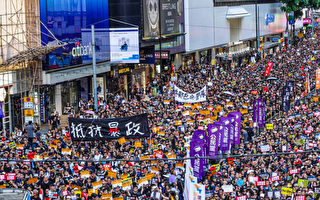英國批北京系統性侵蝕香港自由 中共跳腳