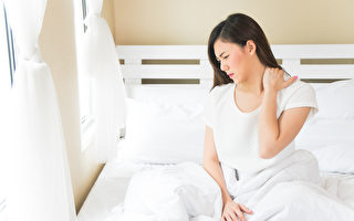 為何常肩頸酸痛的上班族應避免這3動作？